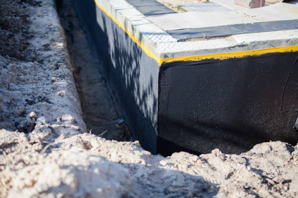 Professional Crawl Space Encapsulation technician working in Arlington Heights, WA